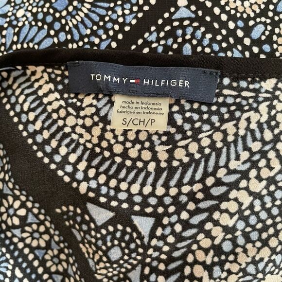 TOMMY Hilfiger sleeveless print top with soft pleats in front, size S - Picture 7 of 7